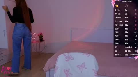 Snapshot of cuteariel7 chatting on 09-17-25, 03:46 Ariel online show from 09-17-25, 03:46