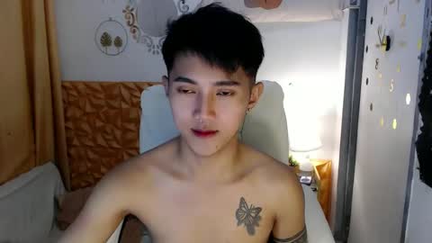 Steph online show from 03-06-25, 04:49