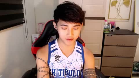 Snapshot of cuteasiancock98 chatting on 04-25-26, 02:47 Steph online show from 04-25-26, 02:47