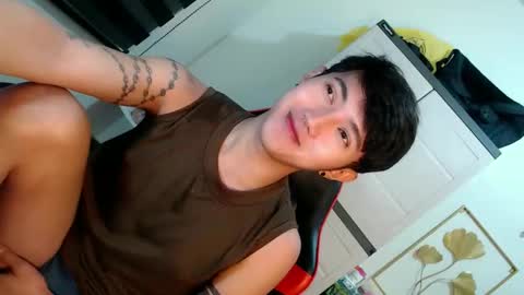 Snapshot of cuteasiancock98 chatting on 04-26-26, 10:51 Steph online show from 04-26-26, 10:51