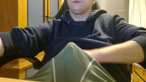 Cuteboy090 online show from 05-11-26, 09:56