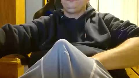 Cuteboy090 online show from 05-13-26, 10:17
