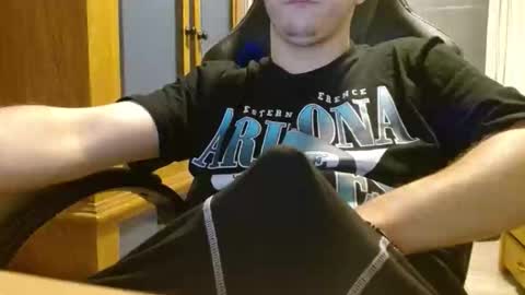 Cuteboy090 online show from 05-18-26, 01:39