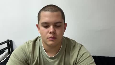 Snapshot of cutebutnaughty_ chatting on 10-03-25, 06:49 Alex online show from 10-03-25, 06:49