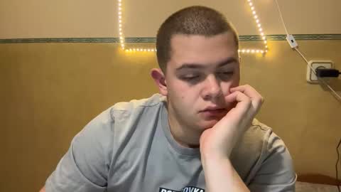 Snapshot of cutebutnaughty_ chatting on 11-01-25, 07:49 Alex online show from 11-01-25, 07:49