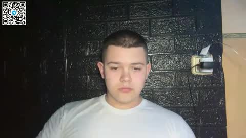 Snapshot of cutebutnaughty_ chatting on 03-15-26, 08:26 Alex online show from 03-15-26, 08:26