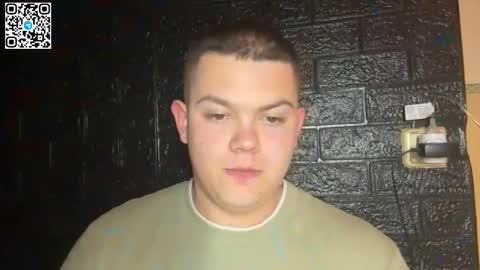 Snapshot of cutebutnaughty_ chatting on 03-16-26, 09:08 Alex online show from 03-16-26, 09:08