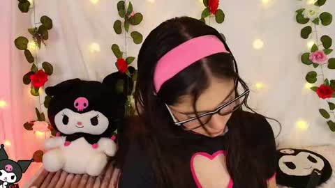 Andrea 3 online show from 12-14-25, 01:44