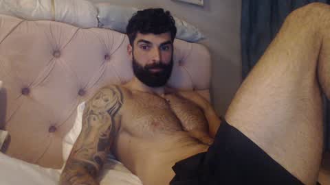 cuteeboy online show from 01-28-25, 05:14