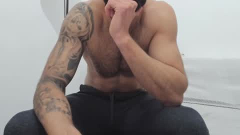 cuteeboy online show from 02-17-25, 06:26