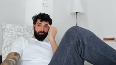 cuteeboy online show from 02-03-26, 08:08