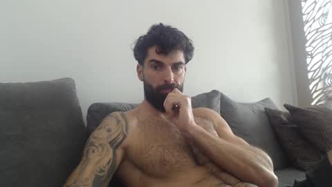 cuteeboy online show from 02-12-26, 07:58