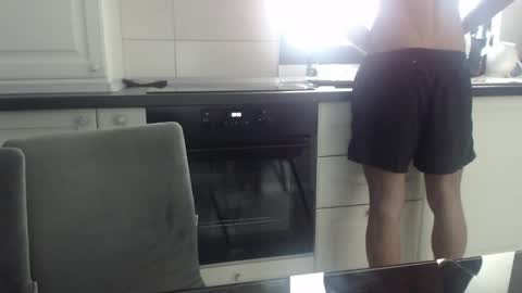 cuteeboy online show from 05-05-26, 05:48