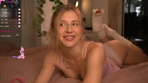 Alina online show from 05-25-26, 04:29