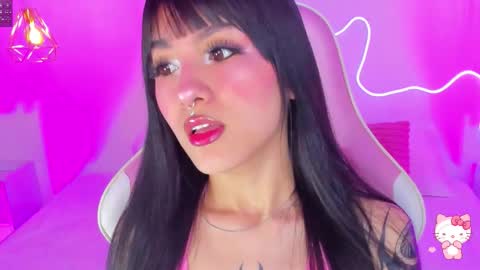 Zoe  online show from 10-14-25, 04:57