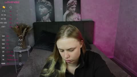 Amyy online show from 05-04-26, 01:01