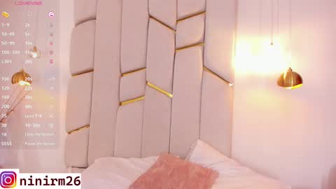 Snapshot of cutegirl__nini chatting on 02-22-25, 04:29 andre online show from 02-22-25, 04:29