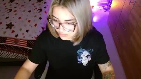 isabella online show from 03-07-26, 04:48