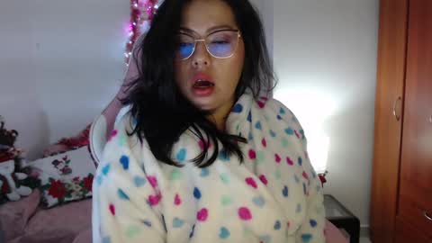 tell me jess   online show from 12-11-24, 08:26
