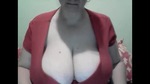 Jessy online show from 01-15-25, 03:22