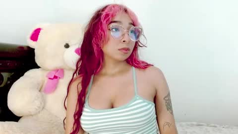 Mishel online show from 01-10-25, 04:33