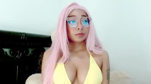 Mishel online show from 01-16-25, 05:21