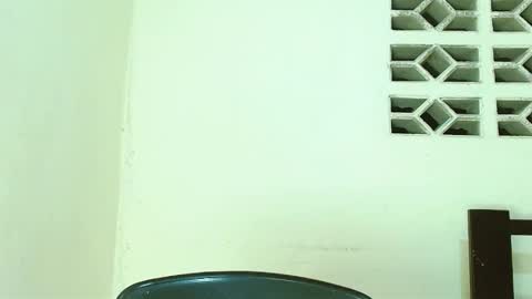 Mishel online show from 02-15-25, 04:03