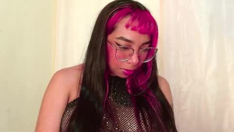 Mishel online show from 09-16-25, 02:01