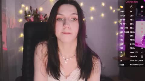 Snapshot of cutelilstar chatting on 11-08-25, 06:24 kendall online show from 11-08-25, 06:24