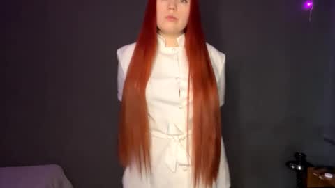 Snapshot of cutemolli chatting on 02-17-26, 11:00 Molli online show from 02-17-26, 11:00