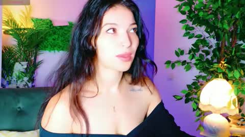 cuteness__girl online show from 09-23-25, 07:00