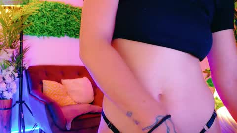 Snapshot of cuteness__girl chatting on 09-26-25, 05:44 cuteness__girl online show from 09-26-25, 05:44