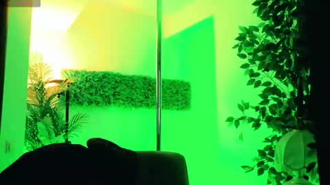 Snapshot of cuteness__girl chatting on 10-11-25, 05:50 cuteness__girl online show from 10-11-25, 05:50