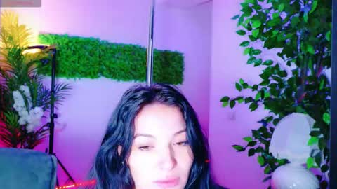 Snapshot of cuteness__girl chatting on 11-12-25, 07:31 cuteness__girl online show from 11-12-25, 07:31