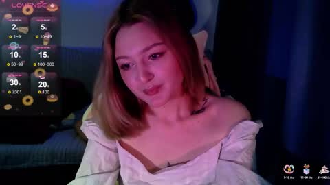 cutepie33 online show from 10-16-25, 05:41