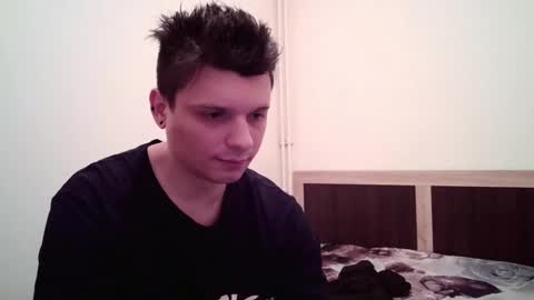 Snapshot of cuteryan02 chatting on 11-07-25, 01:33 X online show from 11-07-25, 01:33