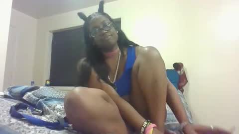 mary mack online show from 11-02-25, 02:47