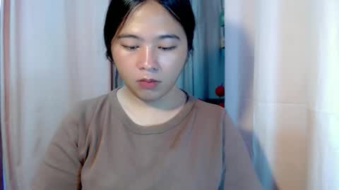 Snapshot of cutestgurl_ chatting on 02-27-26, 02:33 cute online show from 02-27-26, 02:33