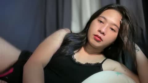 Snapshot of cutestgurl_ chatting on 03-24-26, 04:06 cute online show from 03-24-26, 04:06