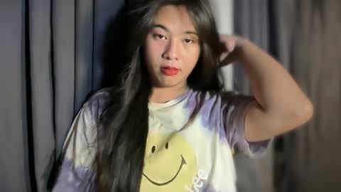 cute online show from 05-22-26, 07:26