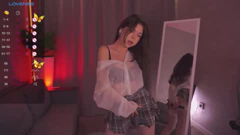 Julia online show from 11-01-25, 01:24