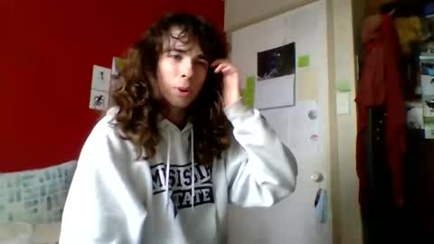 Snapshot of cutetransftm chatting on 03-12-26, 10:27 JamieBoy online show from 03-12-26, 10:27