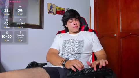 Snapshot of cuteznowyy chatting on 12-12-24, 12:38 Ask me online show from 12-12-24, 12:38