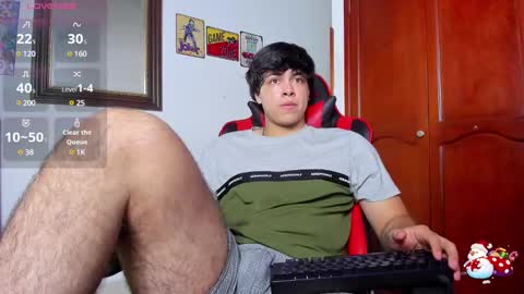 Snapshot of cuteznowyy chatting on 12-23-24, 08:25 Ask me online show from 12-23-24, 08:25