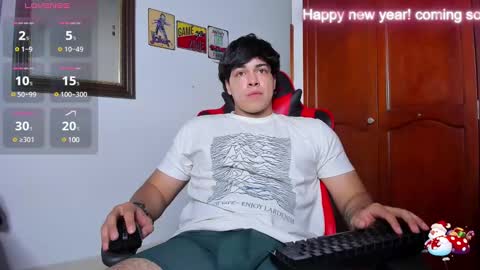 Snapshot of cuteznowyy chatting on 12-31-24, 07:29 Ask me online show from 12-31-24, 07:29