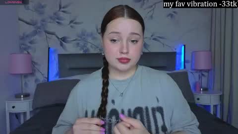 Nika  online show from 05-10-26, 12:21