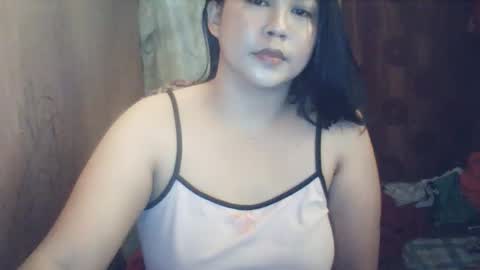 Snapshot of cutie_amaika715 chatting on 04-15-26, 01:40 cutie_amaika715 online show from 04-15-26, 01:40