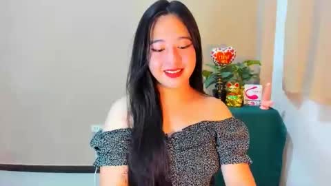 cutie_asianwoman online show from 10-04-25, 07:50