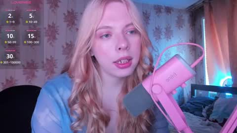 Snapshot of cutie_bambi_ chatting on 07-20-26, 12:18 Bambi online show from 07-20-26, 12:18