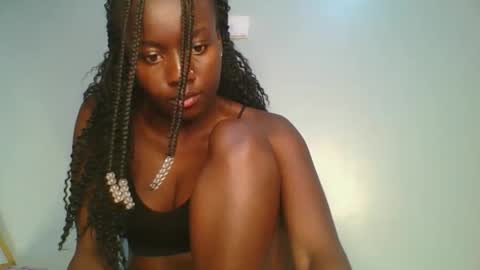 Snapshot of cutie_choco chatting on 11-10-25, 05:56 cutie_choco online show from 11-10-25, 05:56